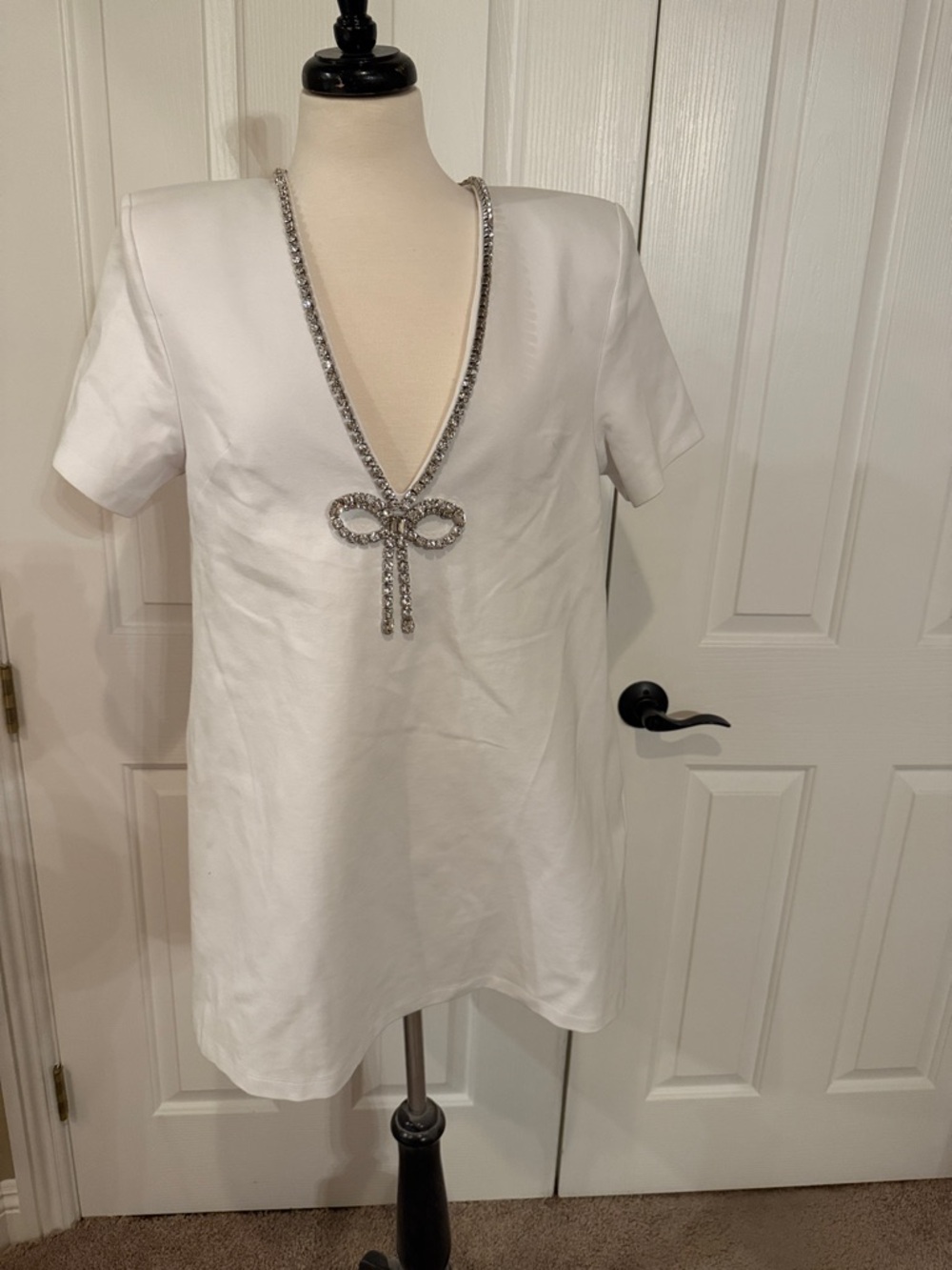 AREA Embellished V-Neck White Short Sleeve dress